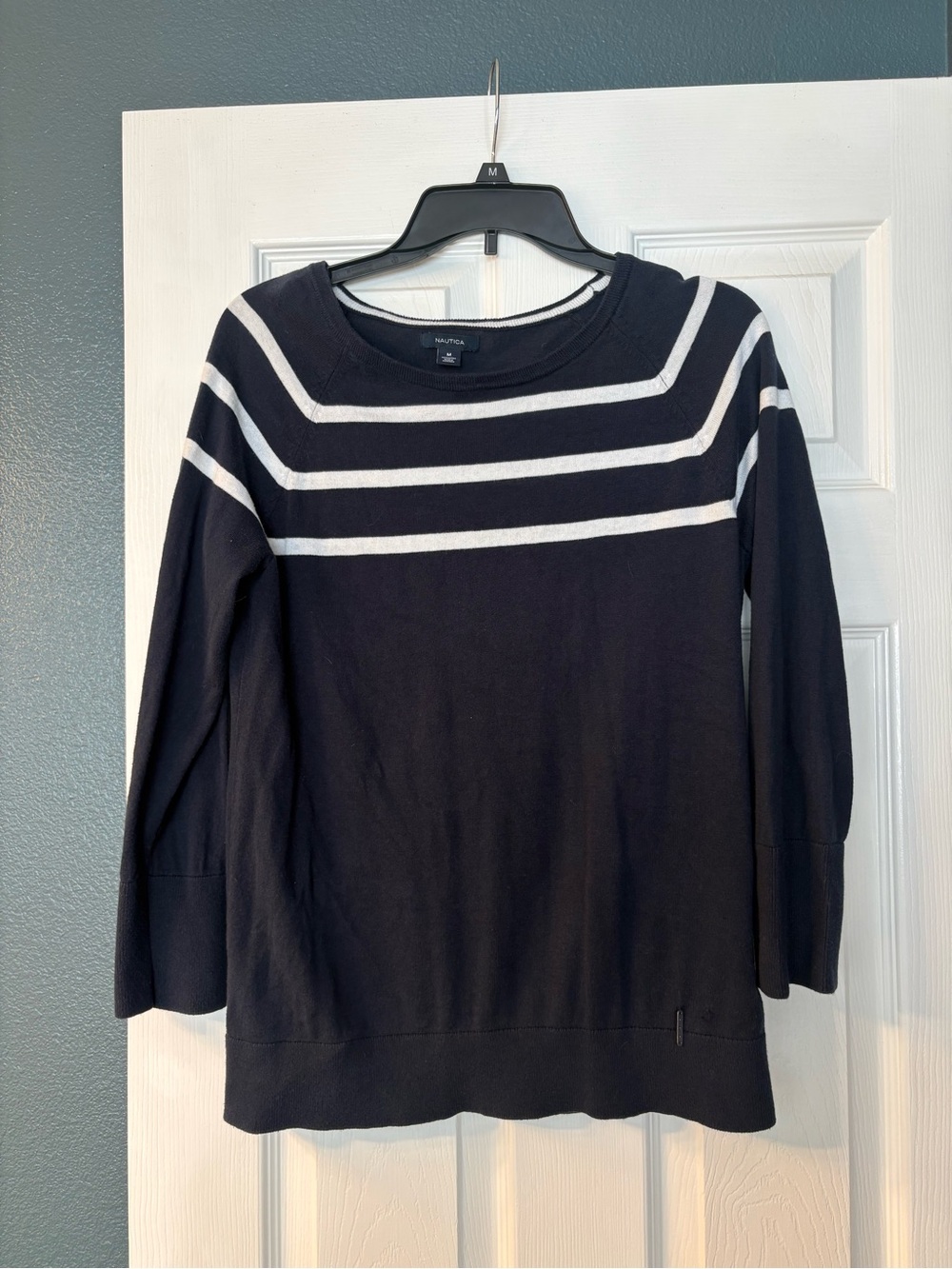 ⭐️5/$15! Nautica 3/4 Sleeve Navy Sweater with White Horizontal Stripes